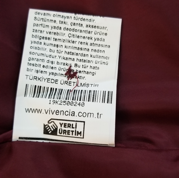 Beautiful long coat - Picture 7 of 7